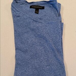 Banana Republic Light Blue Crew Neck Tee